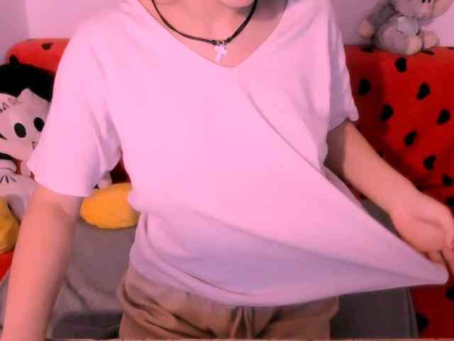 Sarahlluna webcam