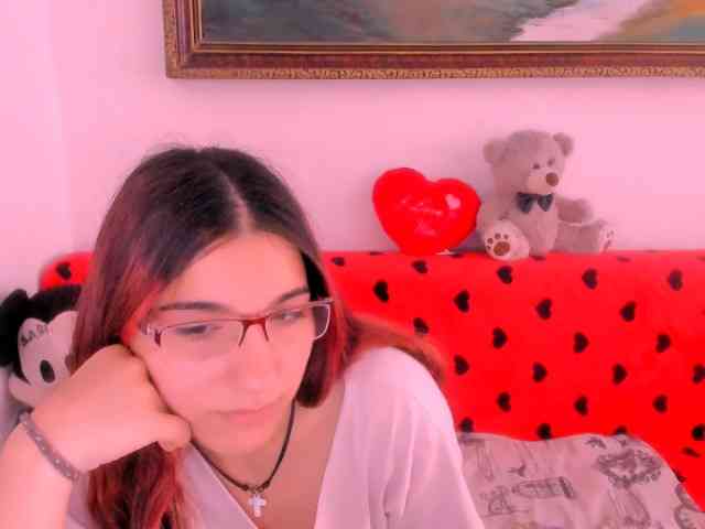 Sarahlluna webcam