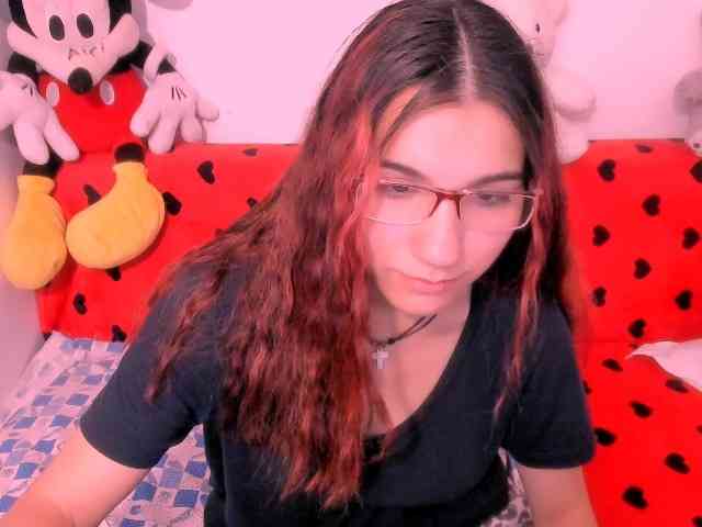 Sarahlluna webcam