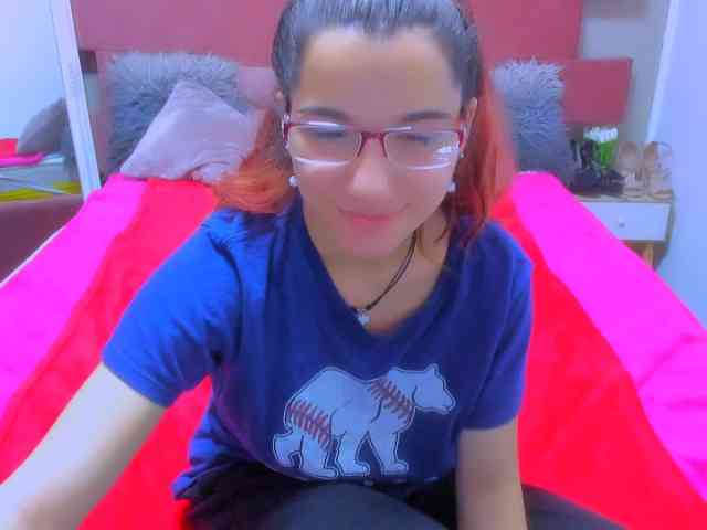 Sarahlluna webcam