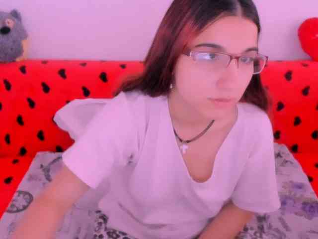 Sarahlluna webcam