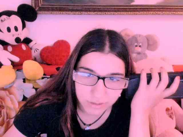 Sarahlluna webcam