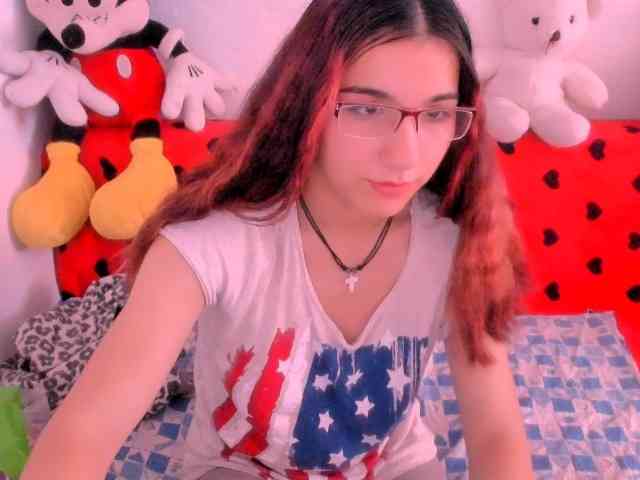 Sarahlluna webcam
