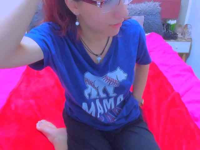 Sarahlluna webcam