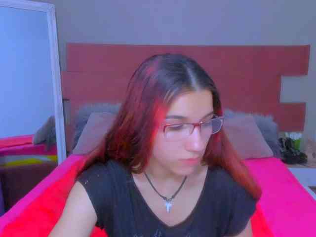 Sarahlluna webcam