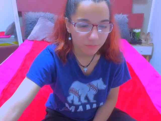 Sarahlluna webcam