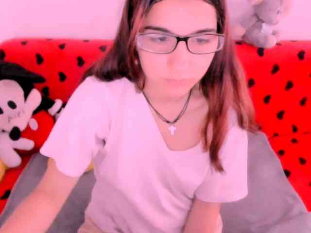 Sarahlluna webcam