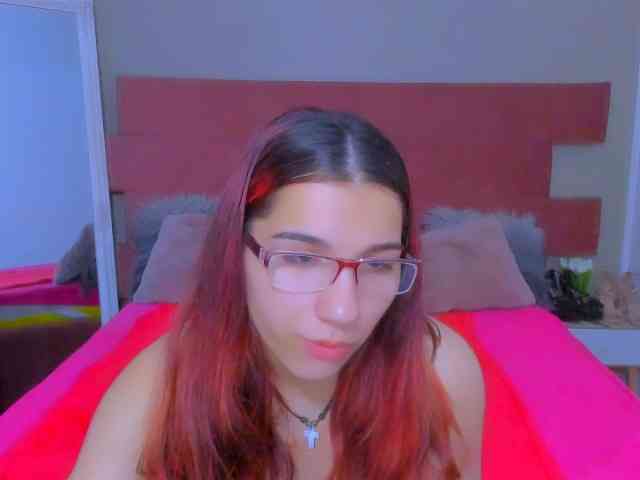 Sarahlluna webcam