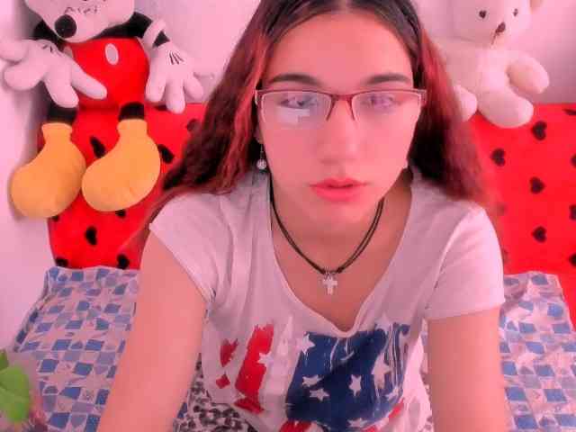 Sarahlluna webcam