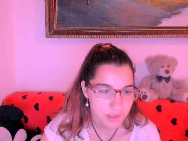 Sarahlluna webcam