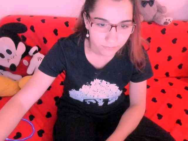 Sarahlluna webcam