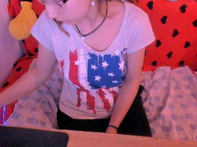 Sarahlluna webcam