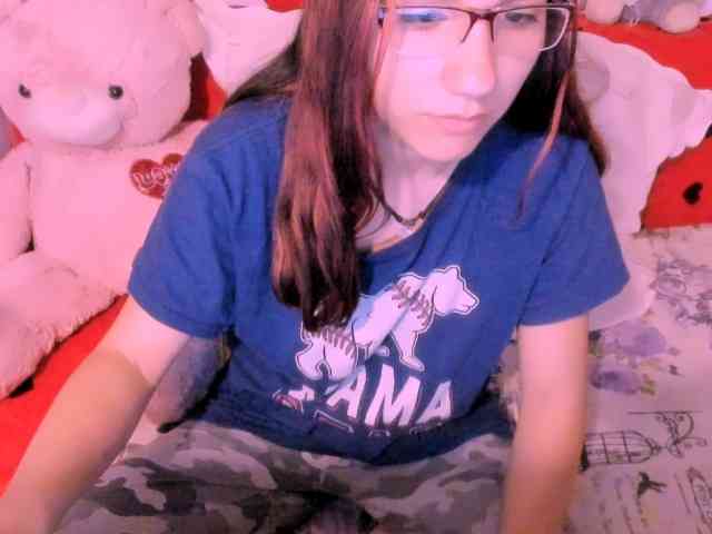 Sarahlluna webcam