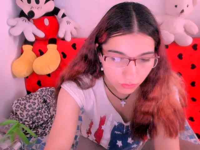 Sarahlluna webcam