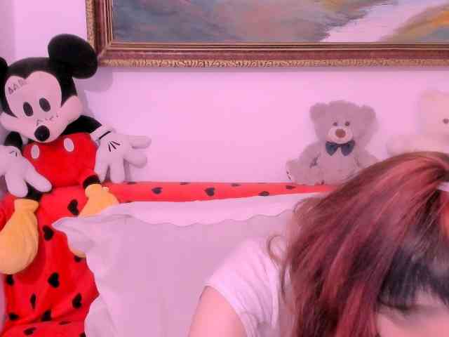 Sarahlluna webcam