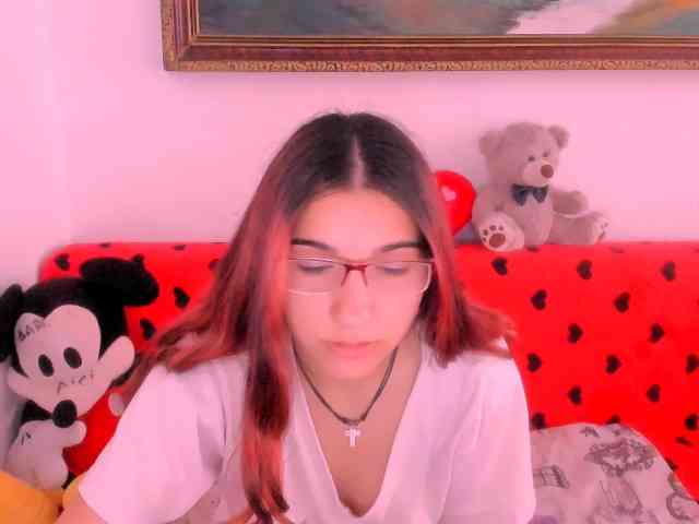 Sarahlluna webcam
