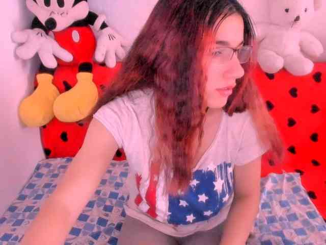 Sarahlluna webcam