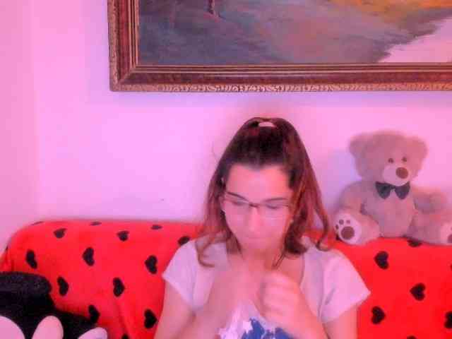 Sarahlluna webcam