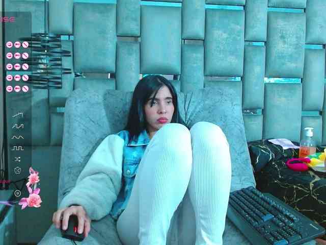 -Sandralopez- webcam