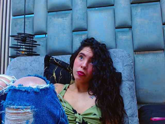 -Sandralopez- webcam