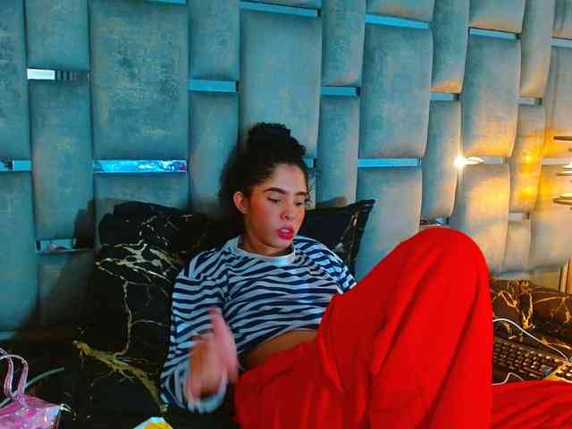 -Sandralopez- webcam