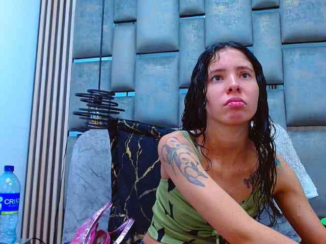 -Sandralopez- webcam