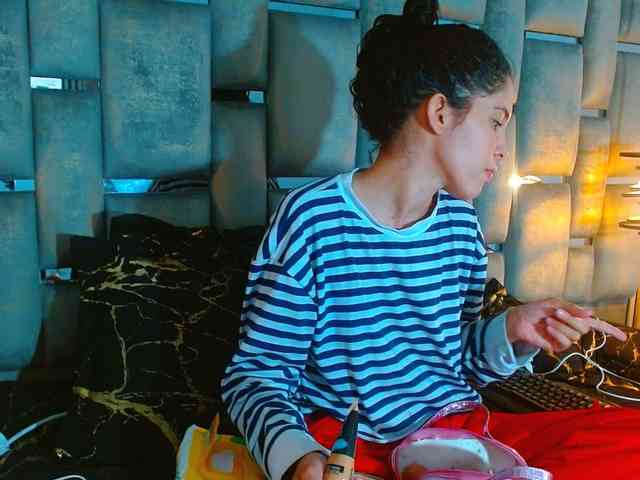 -Sandralopez- webcam