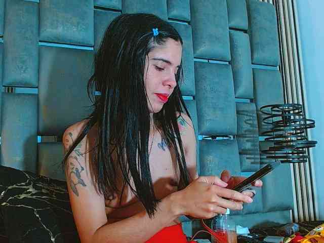 -Sandralopez- webcam