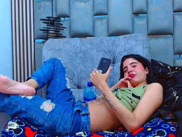 -Sandralopez- webcam