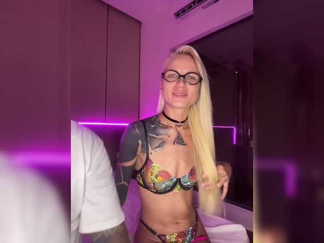  lovetwins chat room
