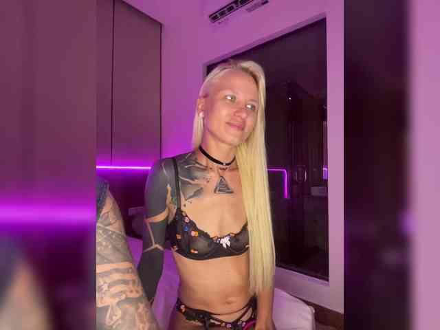 adult cam to cam Lovetwins