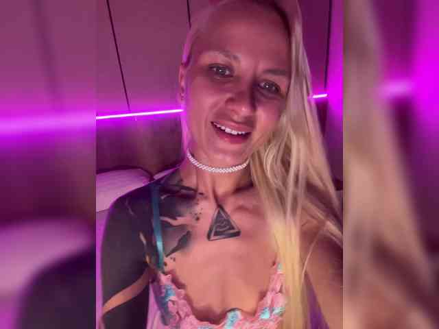 free online chat Lovetwins
