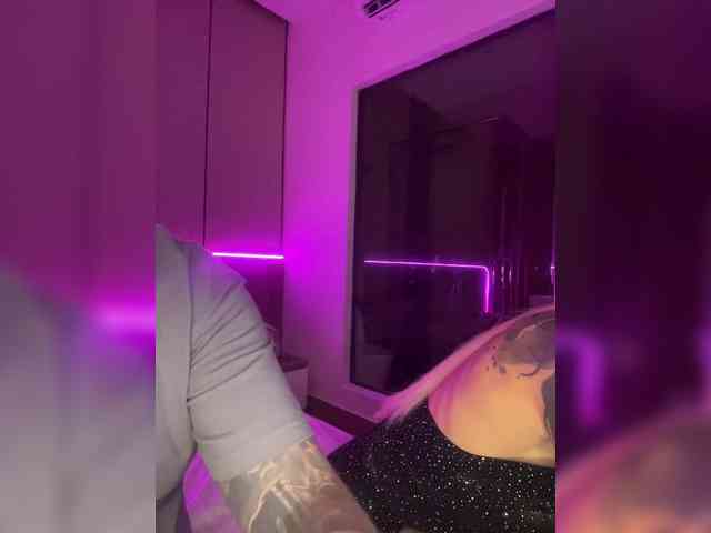 free live cam sex Lovetwins
