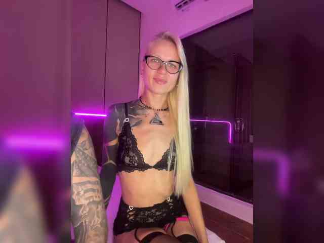 striptease porn Lovetwins