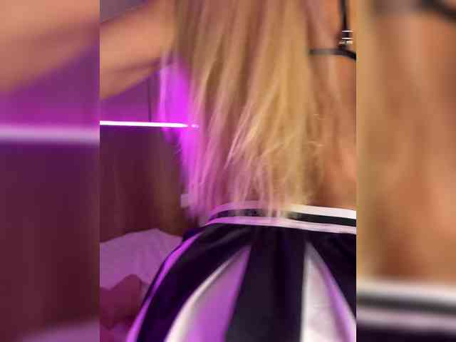 nude web cam Lovetwins