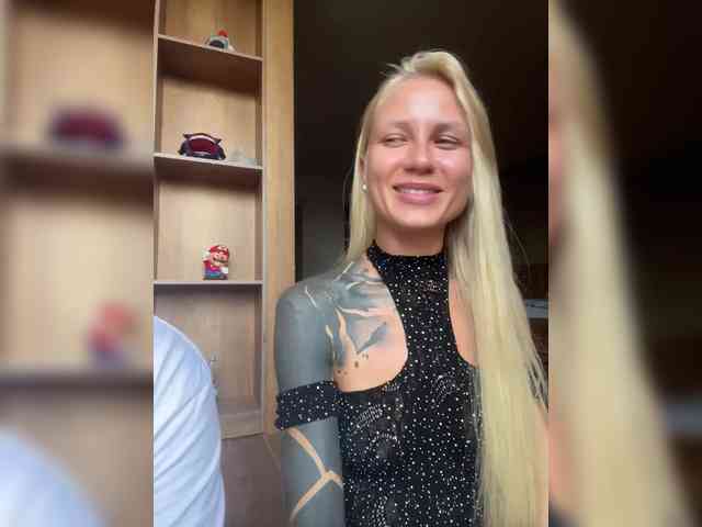 free chat room Lovetwins
