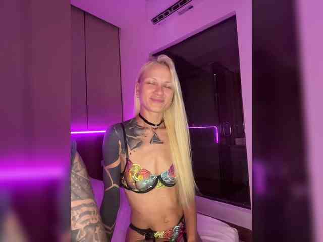 xxx live cam Lovetwins