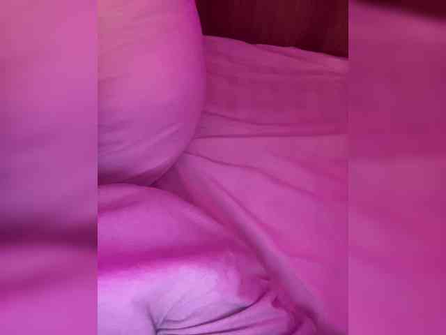 upskirt webcam Lovetwins