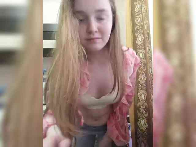 CutieRuri05 webcam