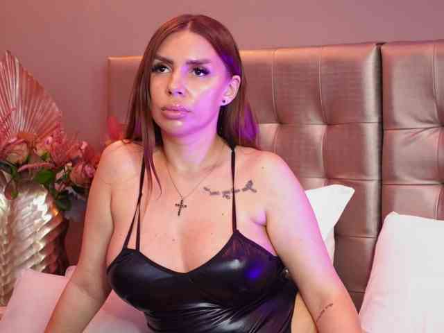 sex chat now NyraWinn