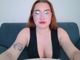 SueWalker Porn Show