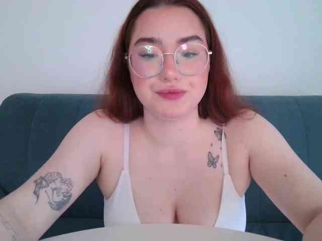 SueWalker's webcam live show