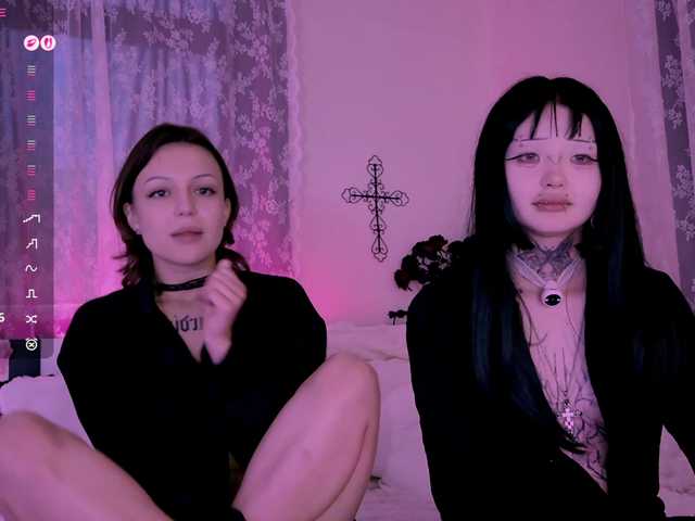 Leinbone's BongaCams show and profile