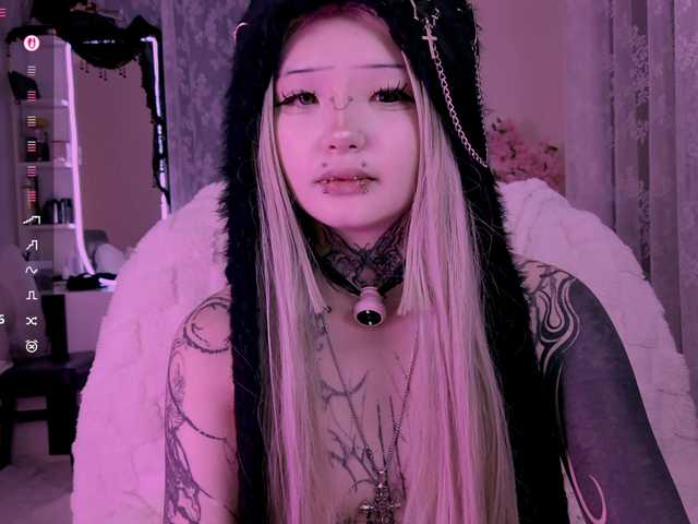 Leinbone Live Cam on BongaCams