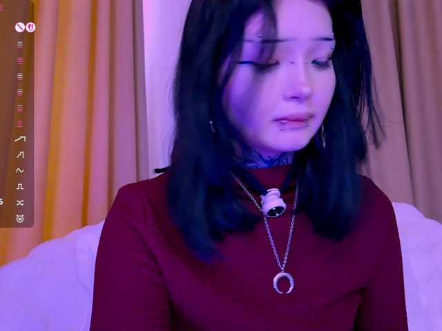 Leinbone's BongaCams show and profile