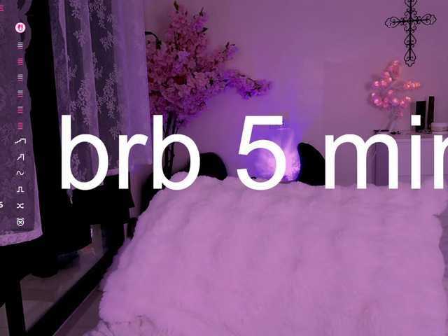 Leinbone's BongaCams show and profile