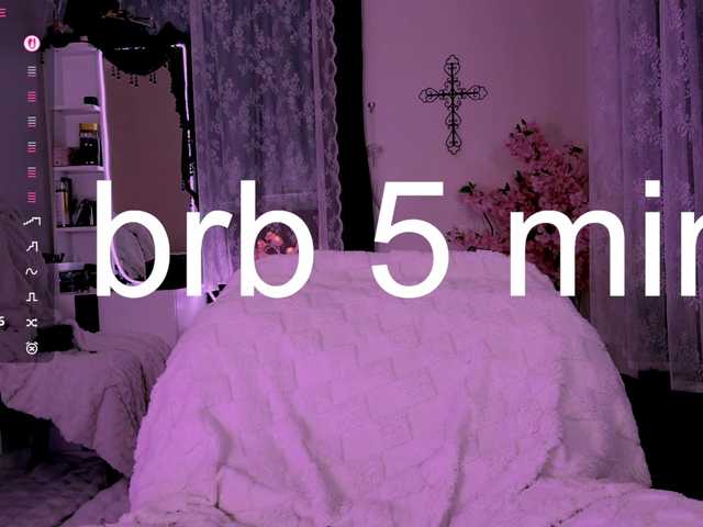 Leinbone's BongaCams show and profile