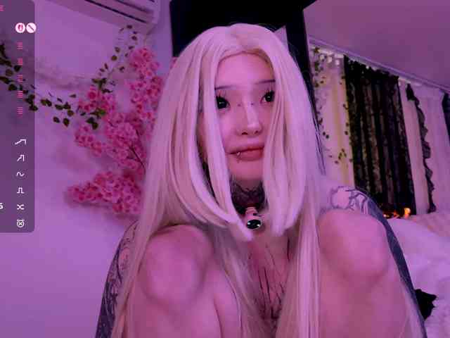 Leinbone Live Webcam on BongaCams