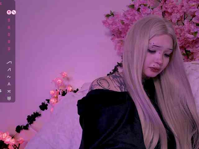 Leinbone Live Webcam on BongaCams