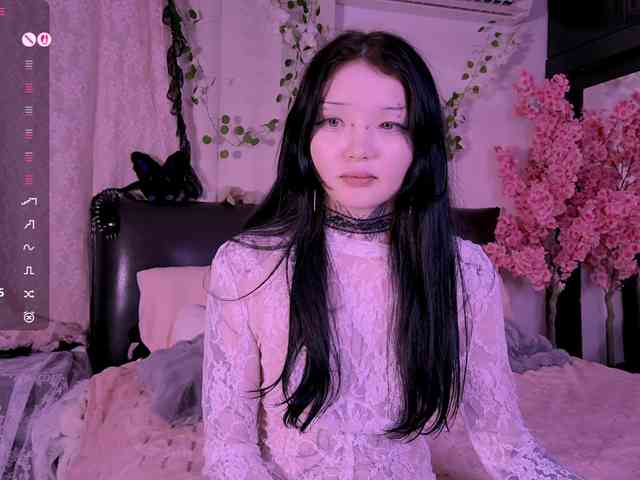Leinbone Live Webcam on BongaCams